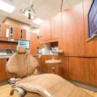 Entreprises 1 image ACQUA DENTAL CENTRE Health & Medicine dans Richmond BC