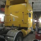 Entreprises 2 image AUTOS BERGMAN Car Body Repairs dans Laval QC
