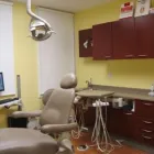 Entreprises 2 image AUX PETITS SOINS DENTAIRES Health & Medicine dans Montréal QC