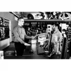 Entreprises 6 image BUMPER TO BUMPER 5TH AVENUE Storage Facilities & Self-Storage Units dans Vancouver BC