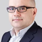 Entreprises 12 image BUSINESS HEADSHOT Photographers & Photo Studios dans Toronto ON