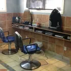 Entreprises 3 image COIFFURE STUDIO KUTS Hair Salons dans Pierrefonds QC