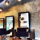 Entreprises 2 image .COM GOLD HAIR SALON Hair Salons dans Richmond BC