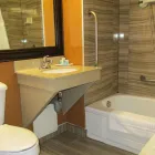 Entreprises 10 image COMFORT INN travel & tourism dans Dartmouth NS