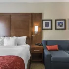 Business 14 image COMFORT SUITES REGINA travel & tourism in Regina SK