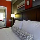 Entreprises 33 image CROWNE PLAZA MONTREAL AIRPORT Wedding Venues dans Montréal QC
