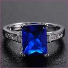 Entreprises 2 image CRYSTALLINE JEWEL Shopping dans Scarborough ON