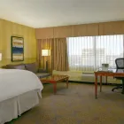 Entreprises 50 image DOUBLETREE BY HILTON HOTEL LONDON ONTARIO travel & tourism dans London ON