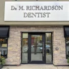 Entreprises 6 image DR. MARK RICHARDSON DENTAL Dentists dans London ON