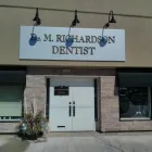 Entreprises 7 image DR. MARK RICHARDSON DENTAL Dentists dans London ON