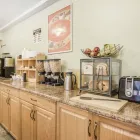 Entreprises 12 image ECONO LODGE travel & tourism dans Miramichi NB