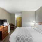 Business 18 image ECONO LODGE travel & tourism in Regina SK