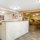 Entreprises 7 image ECONO LODGE travel & tourism dans Miramichi NB