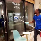 Entreprises 1 image EDOMEY ENTERPRISES LTD. Window Cleaners dans Burnaby BC