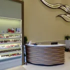 Entreprises 5 image ESSENCE NAILS & SPA Nail Salons & Technicians dans Concord ON