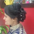 Entreprises 8 image FAVOURITE SALON AND SPA Hair Salons dans Brampton ON