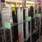 Entreprises 1 image FIGURE 8 / HOCKEY ONE SKATE SPECIALISTS Sports & Recreation dans Ottawa ON