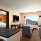 Entreprises 6 image FOUR POINTS BY SHERATON KELOWNA AIRPORT travel & tourism dans Kelowna BC