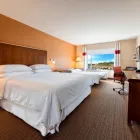 Entreprises 11 image FOUR POINTS BY SHERATON KELOWNA AIRPORT travel & tourism dans Kelowna BC