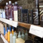 Entreprises 1 image FRINGE SALON Hair Salons dans Toronto ON