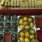 Entreprises 2 image FRUITERIE AUX PETITS OIGNONS Supermarkets dans Montréal QC