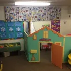 Entreprises 7 image HELPING HANDS EARLY LEARNING DAYCARE Day Centres dans Edmonton AB