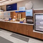 Entreprises 29 image HOLIDAY INN EXPRESS & SUITES KELOWNA - EAST Wedding Venues dans Kelowna BC