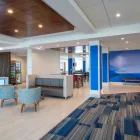 Entreprises 4 image HOLIDAY INN EXPRESS & SUITES KELOWNA - EAST Wedding Venues dans Kelowna BC