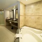 Entreprises 24 image HOLIDAY INN & SUITES WEST EDMONTON Wedding Venues dans West Edmonton AB