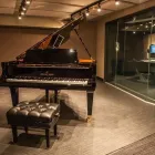 Entreprises 8 image MERRIAM PRODUCTIONS Recording Studios dans Oakville ON