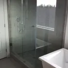 Entreprises 29 image NEW TOWN GLASS LTD Real Estate & Home Improvement dans Westbank BC