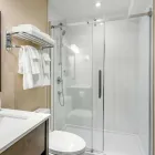 Business 16 image QUALITY INN CENTRE-VILLE travel & tourism in Montréal QC