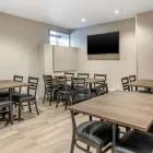 Business 20 image QUALITY INN CENTRE-VILLE travel & tourism in Montréal QC