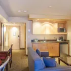 Entreprises 2 image RADISSON HOTEL RED DEER travel & tourism dans Red Deer AB