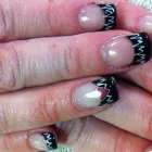 Entreprises 40 image RAPUNZILS HAIR SALON & SPA Hair Salons dans Lethbridge AB