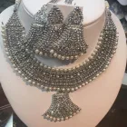 Business 16 image SAPPHIRE HUT INDIAN COSTUME JEWELLERY Shopping in Brampton ON
