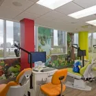 Entreprises 2 image SMILETOWN BURNABY ORTHODONTICS Orthodontists dans Burnaby BC