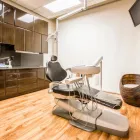 Entreprises 3 image SPARKS DENTAL Health & Medicine dans Ottawa ON