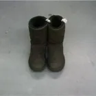 Entreprises 4 image SUEDE MASTER Dry Cleaning, Ironing & Laundry Services dans North York ON