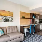 Entreprises 8 image TOWNEPLACE SUITES BY MARRIOTT LONDON travel & tourism dans London ON