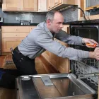 Entreprises 1 image XPO LOGISTICS, INC. Shipping Companies & Services dans Saint-Laurent QC