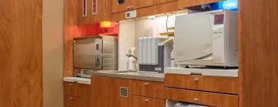 Entreprises 2 image ACQUA DENTAL CENTRE Health & Medicine dans Richmond BC