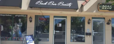 Entreprises 5 image BACK BAR BEAUTY Hair Salons dans Kelowna BC