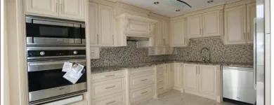 Entreprises 40 image CENTURY CABINETS GROUP Real Estate & Home Improvement dans Vancouver BC