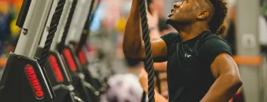 Entreprises 16 image CRUNCH FITNESS - LONDON SOUTH Sports Grounds & Stadiums dans London ON