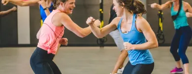 Entreprises 2 image CRUNCH FITNESS - LONDON SOUTH Sports Grounds & Stadiums dans London ON