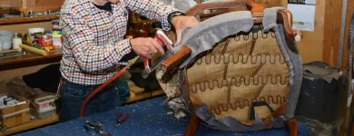 Entreprises 11 image DODMAN UPHOLSTERING LTD Upholsterers dans Burnaby BC