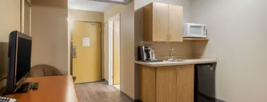 Business 2 image ECONO LODGE travel & tourism in Regina SK