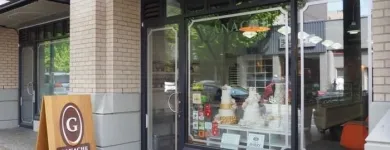 Entreprises 5 image GANACHE PATISSERIE Food & Beverage dans Vancouver BC