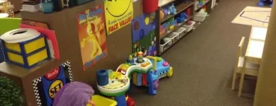 Entreprises 4 image HELPING HANDS EARLY LEARNING DAYCARE Day Centres dans Edmonton AB